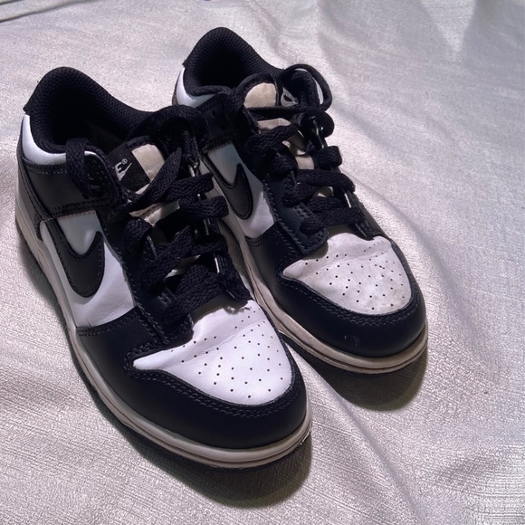 Nike Panda Shoes Big Kids 13C Low Dunks - Picture 2 of 10